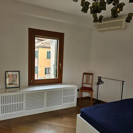 Casa Rossa Vista Canale Daire