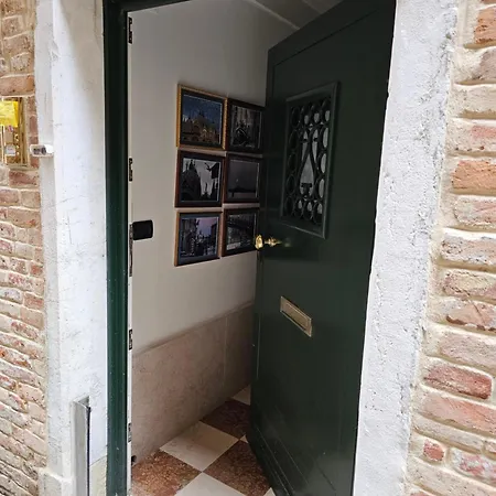 Casa Rossa Vista Canale